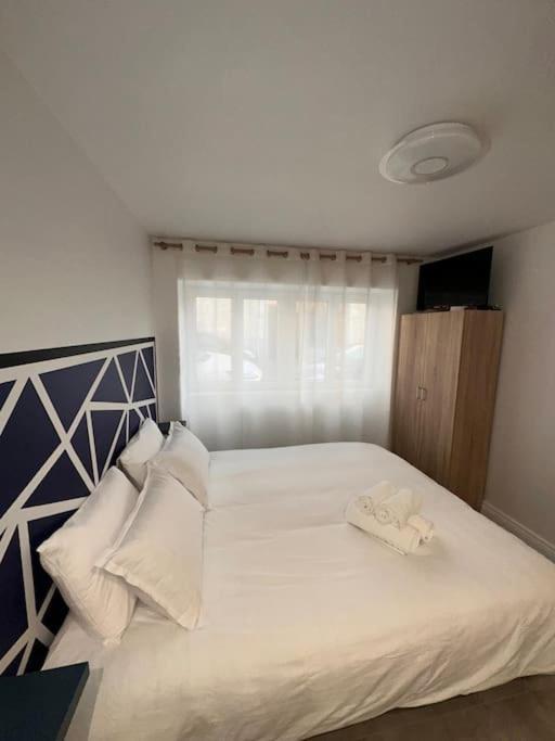 Ferienwohnung Studio 3 Au Coeur De Périgueux Exterior foto